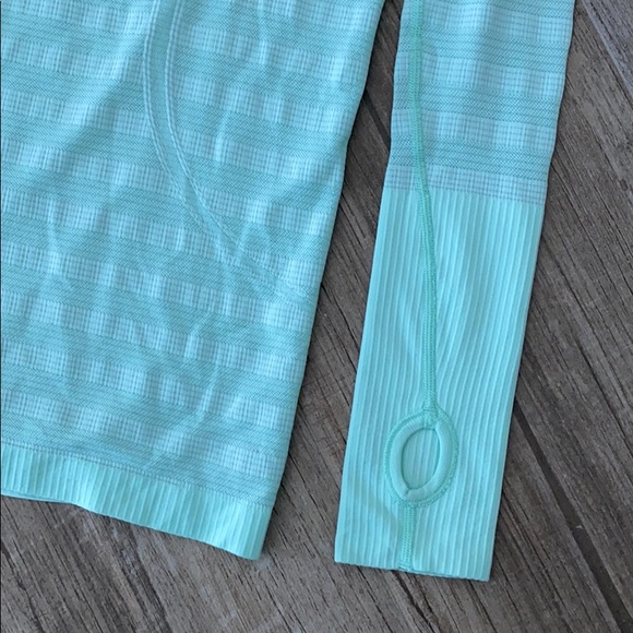 Lululemon Top - Picture 6 of 8